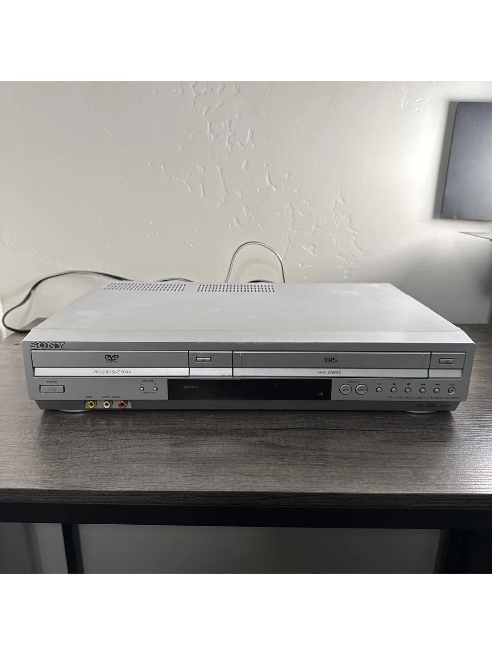 Sony SLV-D370P VCR DVD Combo Player  VHS Recorder Hi-Fi 4 (NOT WORKING) PARTS